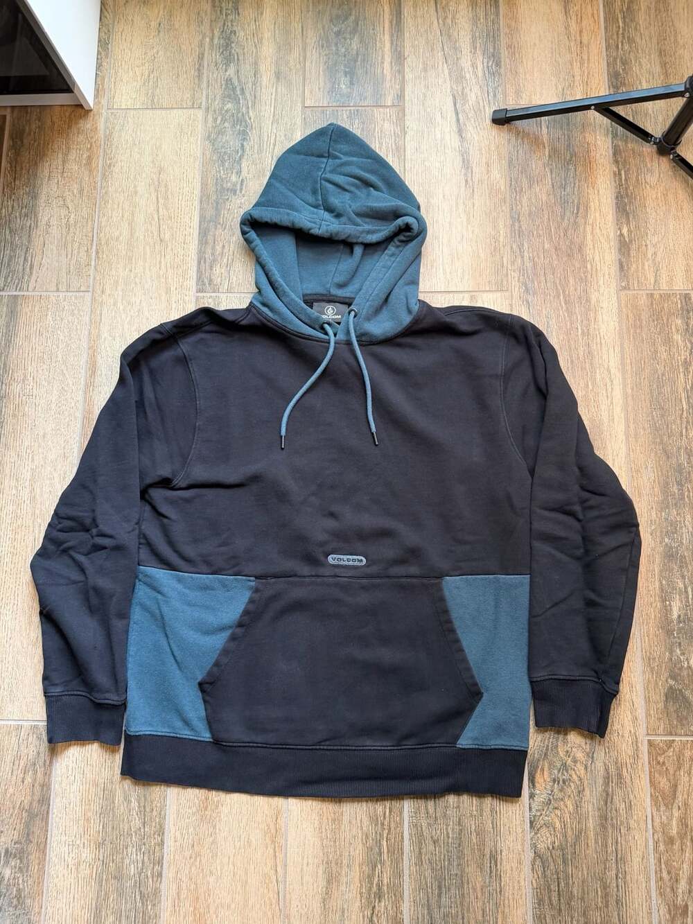 Volcom Forzee Pullover Hoodie Black Teal Colorblock Men's Size Large